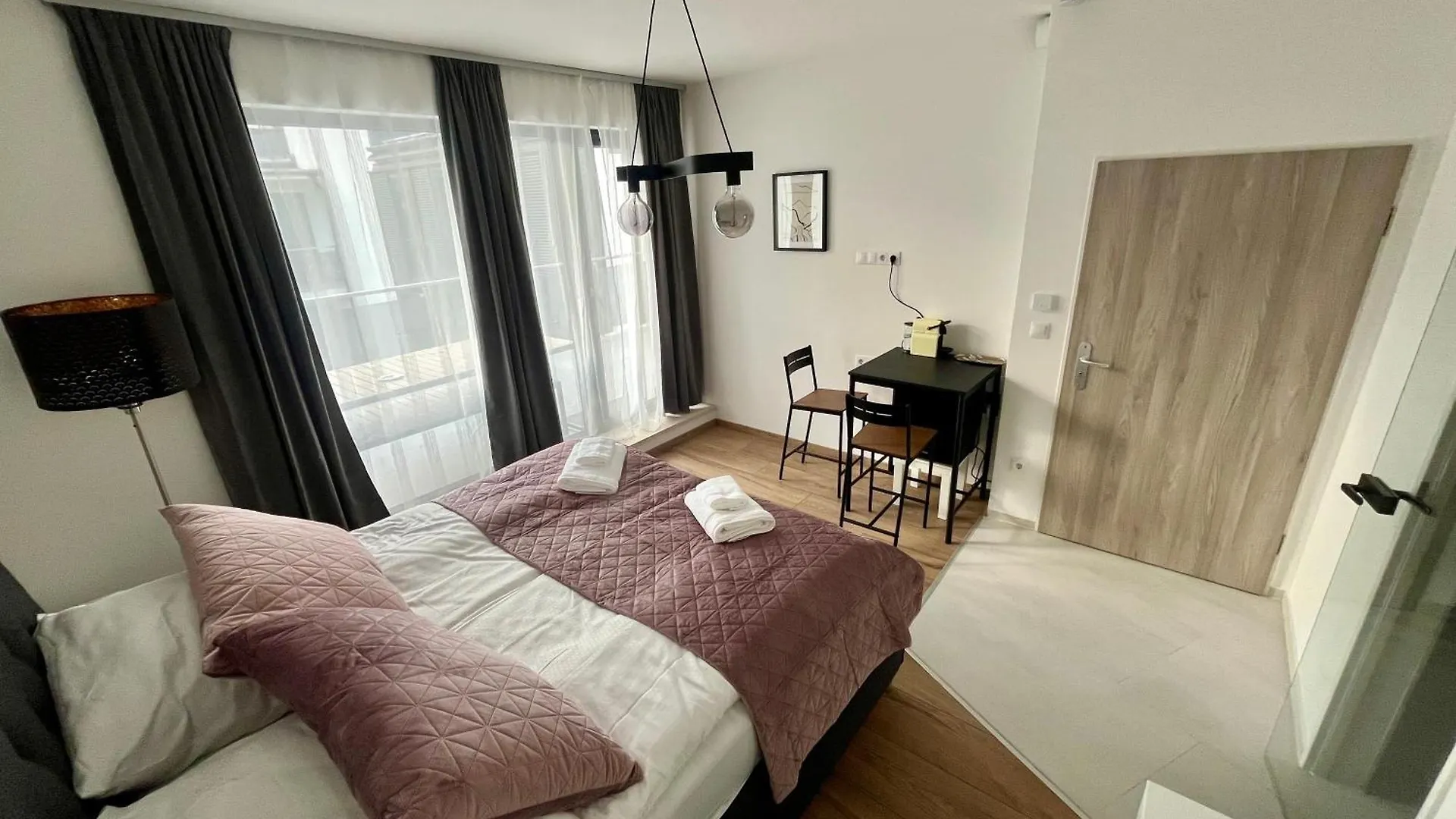 Feel Good Units Budapest Apartman
